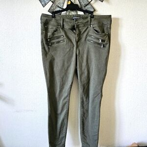 Torrid Women's Legging Feel the Fit Olive Green Super Soft Casual Pants size 20T